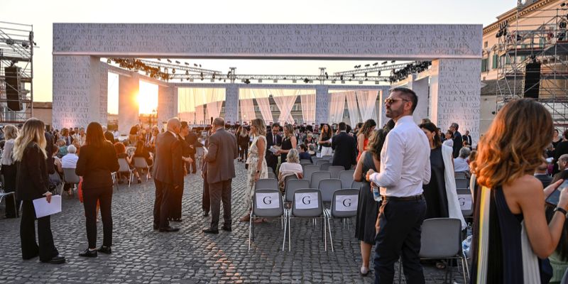 Foto dalla piazza 2