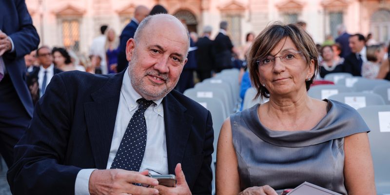 Foto dalla piazza 23