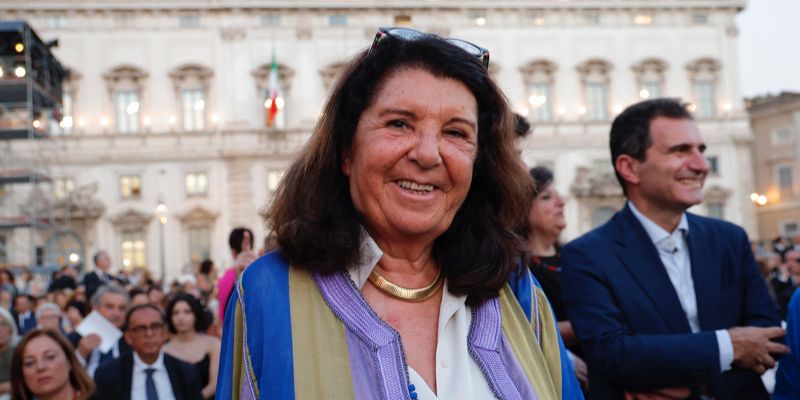 Foto dalla piazza 26