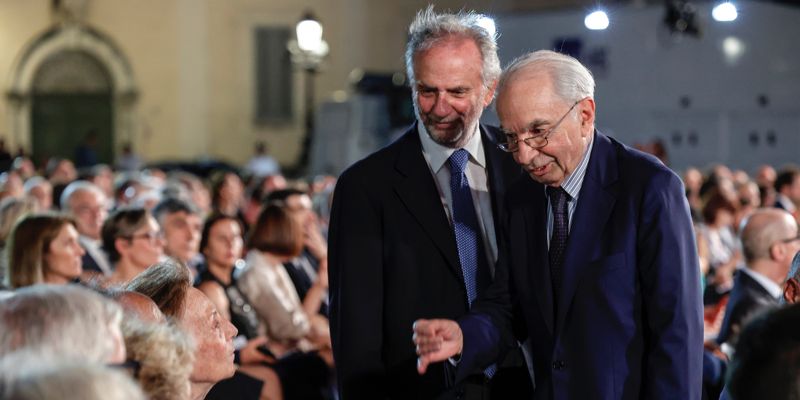 Foto dalla piazza 5